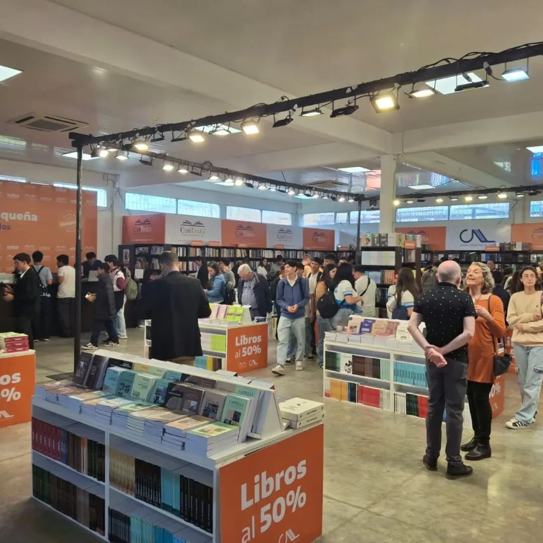 La FADyCC presente en la Feria Iberoamericana del Libro Chaco 2025 En la manana de hoy 6